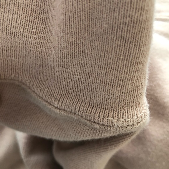 Champion Hoodie in Pink 🌸 - Picture 5 of 10